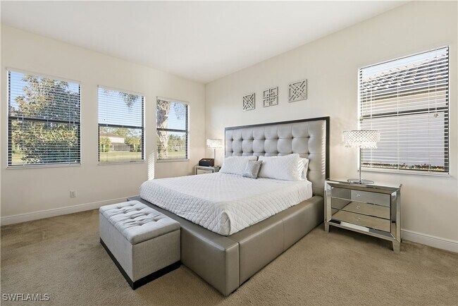 Building Photo - 4573 Tamarind Way