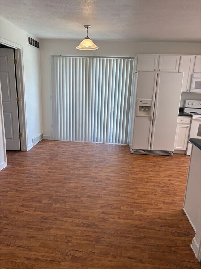 Foto del edificio - 7097 Longitude Ln