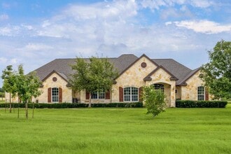 Building Photo - 144 Escondido Dr Building Photo - 144 Escondido Dr