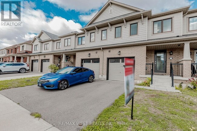 Building Photo - 74 Pagebrook Cres