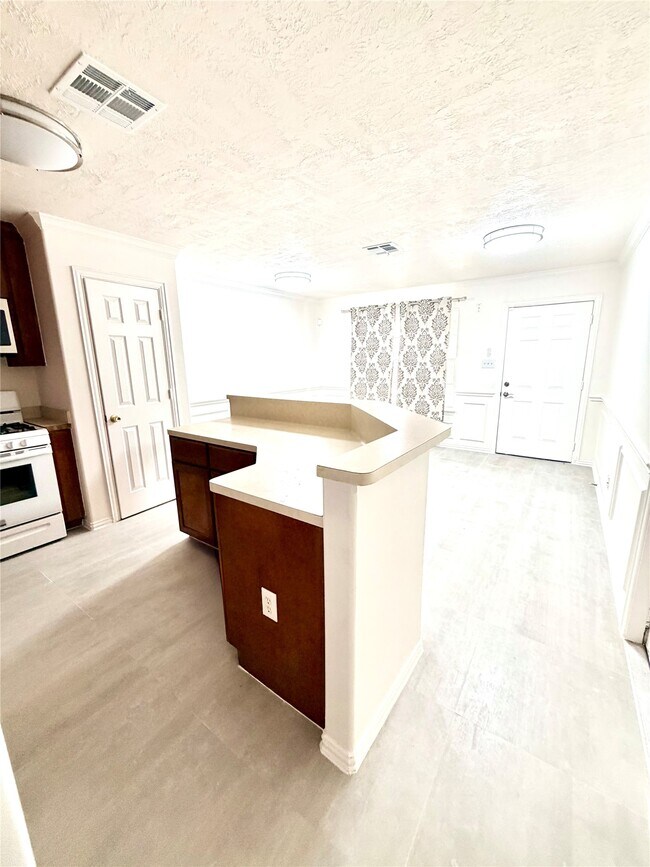 Foto del edificio - 12502 Venus Park Ln