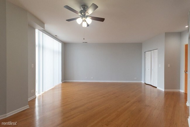 Foto del edificio - 2451 W Touhy Ave