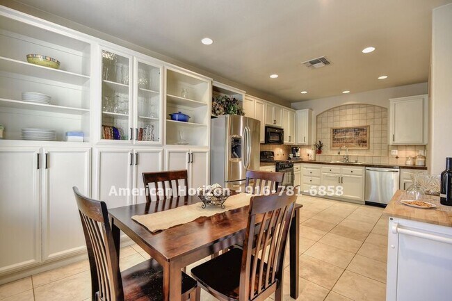 Foto del edificio - LEASED--Crocker Ranch 4/5 Bedroom