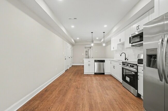 Building Photo - 1625 Edmondson Ave