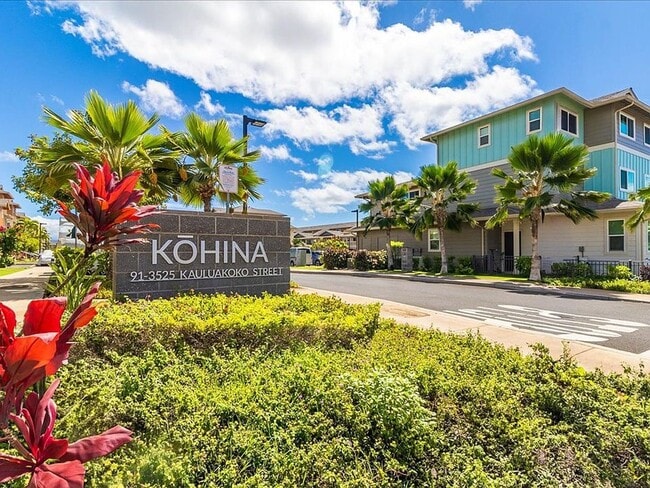 Building Photo - RARELY AVAILABLE!! 2 BD | 2.5 BA Town Home...