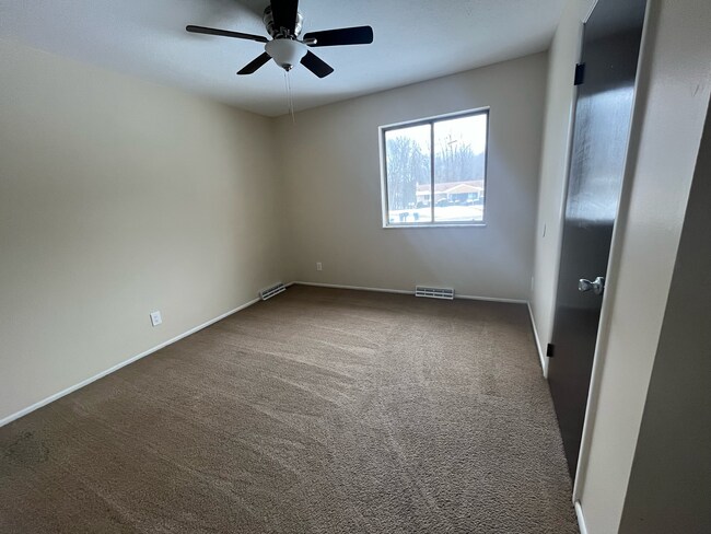 Bedroom 1 - 3434 Raber Ter