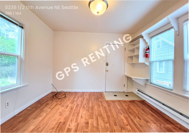 Building Photo - 5236 1/2 11th Avenue NE-