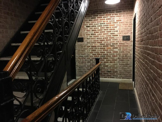 Foto del edificio - 54 E 3rd St
