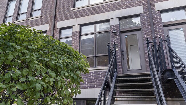 Building Photo - 1354 S Indiana Pkwy