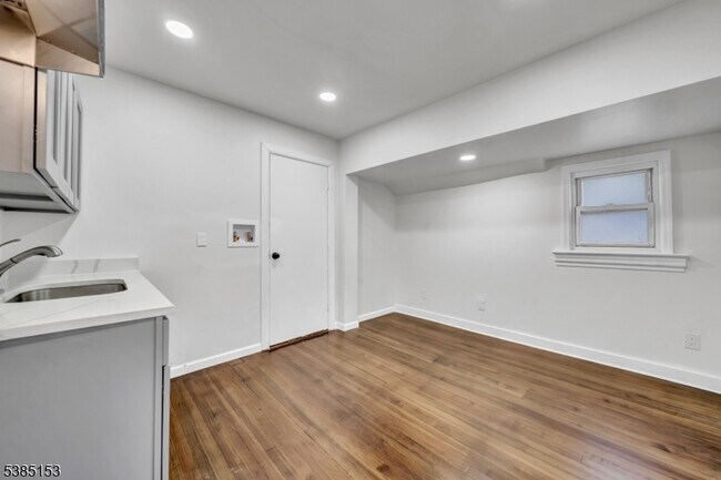 Foto del edificio - 1451 Franklin St