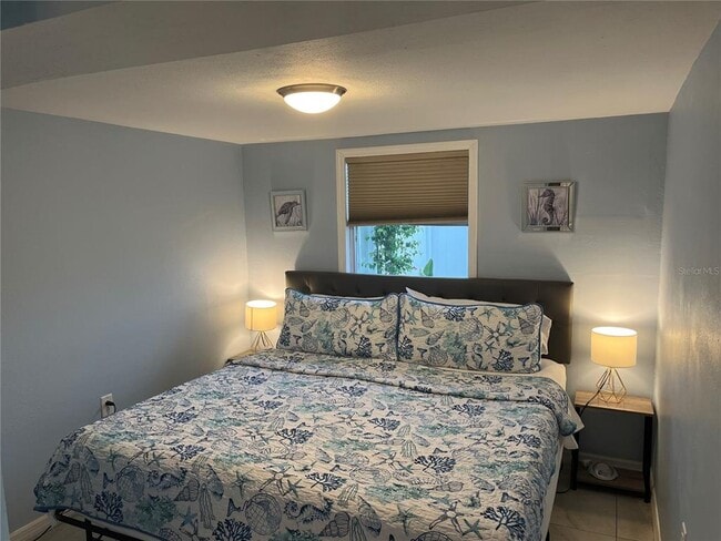 Building Photo - 1367 S Michigan Ave