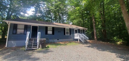 Building Photo - 4271 Mineral Ave