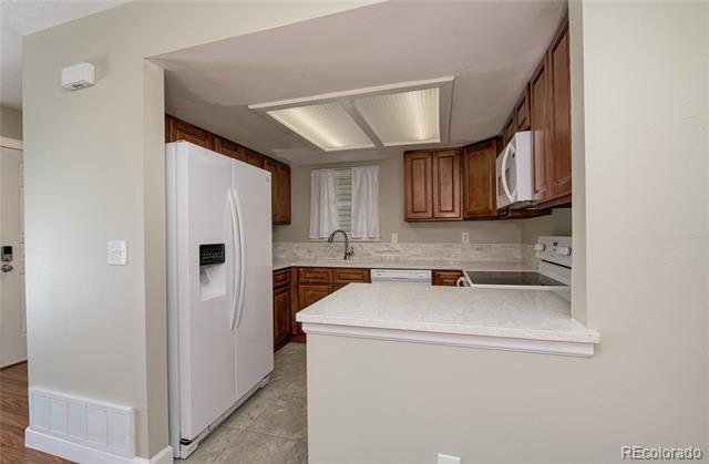 Building Photo - 12583 E Pacific Cir