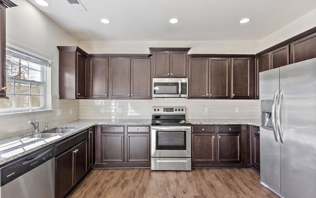 Building Photo - 2326 McCampbell Wells Way