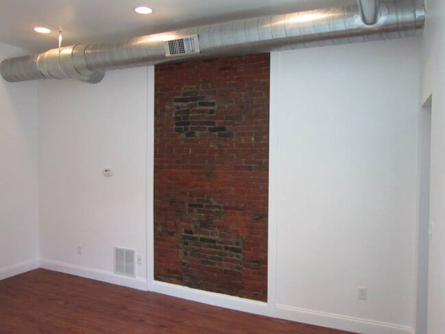 Foto del edificio - 159 S 18th St