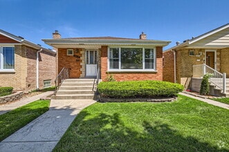 Building Photo - 5819 S Moody Ave