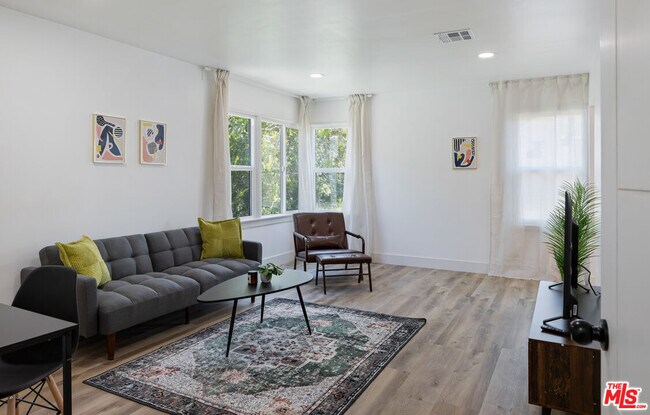 Foto del edificio - 2824 Waverly Dr