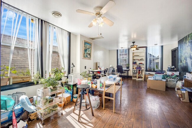 Foto del edificio - 2302 W 19th St