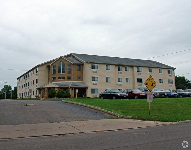 Building Photo - Oppurtunities Gardens