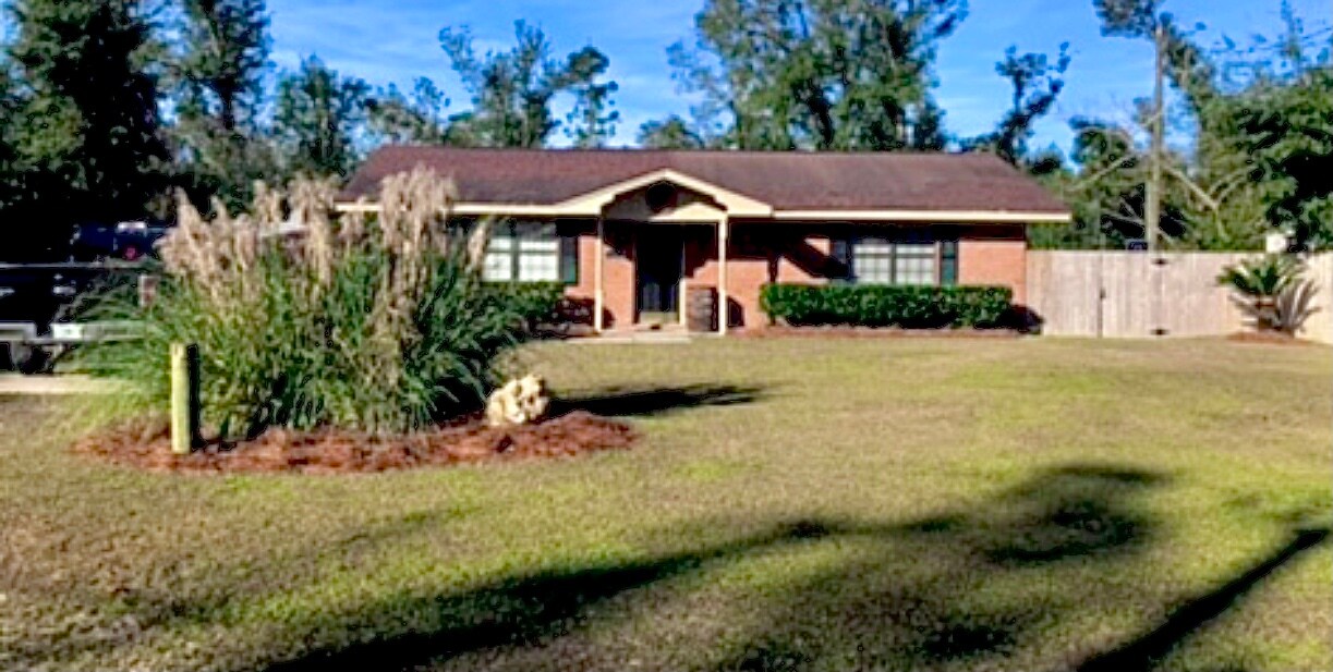 9713 Bear St, Youngstown, FL 32466 House for Rent in Youngstown, FL