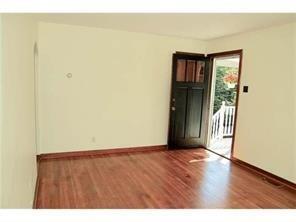 Foto del edificio - 104 6th Ave