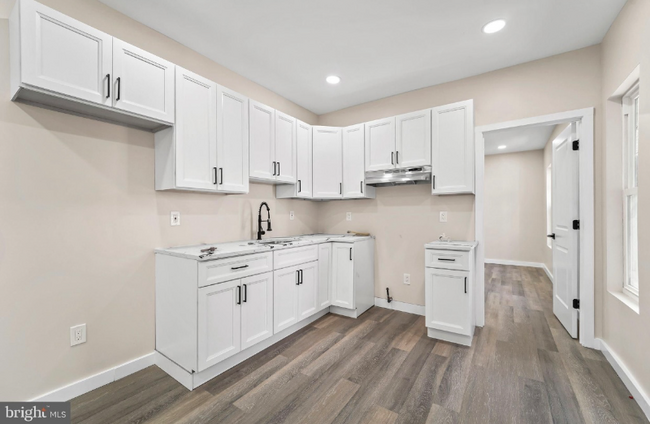 Foto del edificio - 335 Spring St