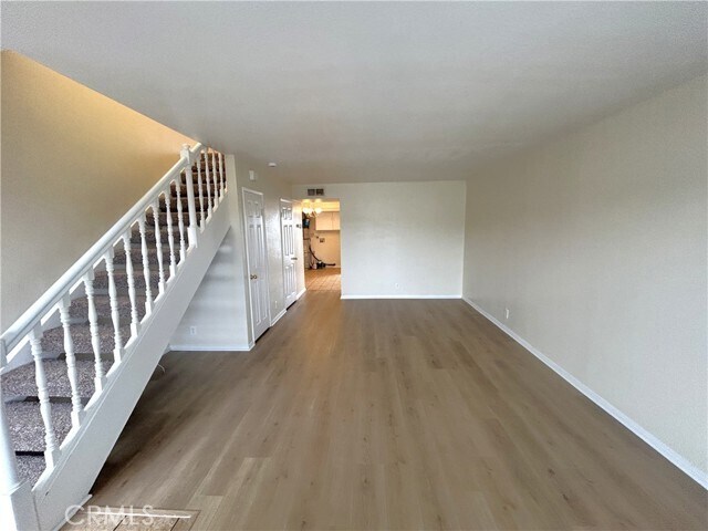 Foto del edificio - 5640 Riverside Dr