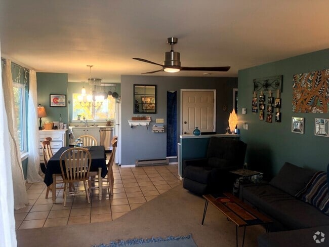 Building Photo - 3465 Lochwood Dr