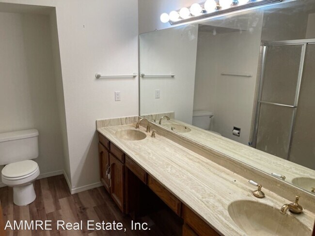 Building Photo - 4 br, 2 bath House - 2101 White Cloud NE
