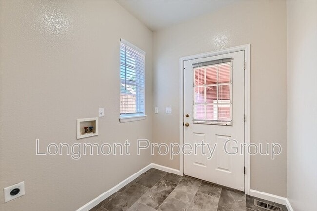 Building Photo - 5138 Mt St Vrain Ave