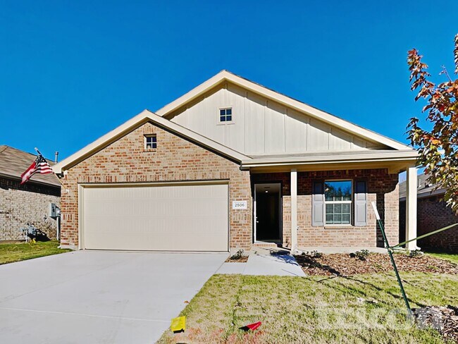 Foto del edificio - 2506 Perennial St