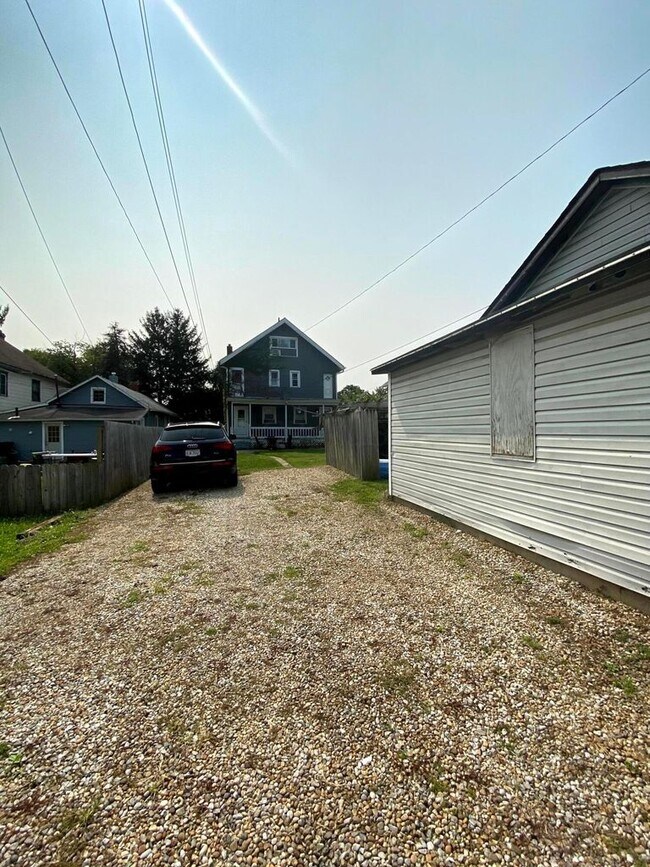 Building Photo - 88 E Patterson Ave