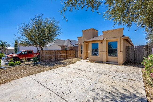 Building Photo - 4416 Wild Flower Ave