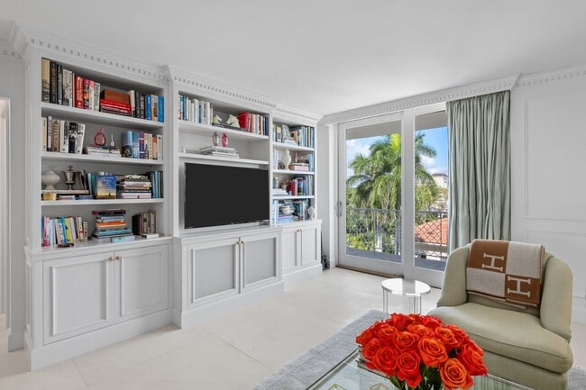 Photo - 354 Chilean Ave Apartment