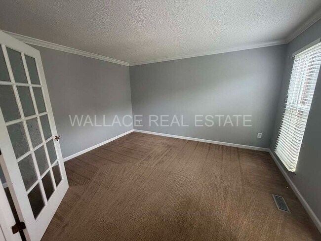 Foto del edificio - AWESOME 3 BEDROOM HOUSE IN W. KNOXVILLE IN BENNINGTON!!!