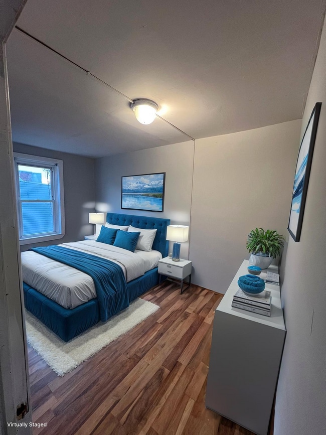 Building Photo - 2024 Bonaffon St