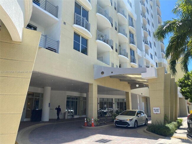 Foto del edificio - 1830 Radius Dr