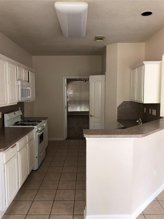 Building Photo - 17235 Red River Trail