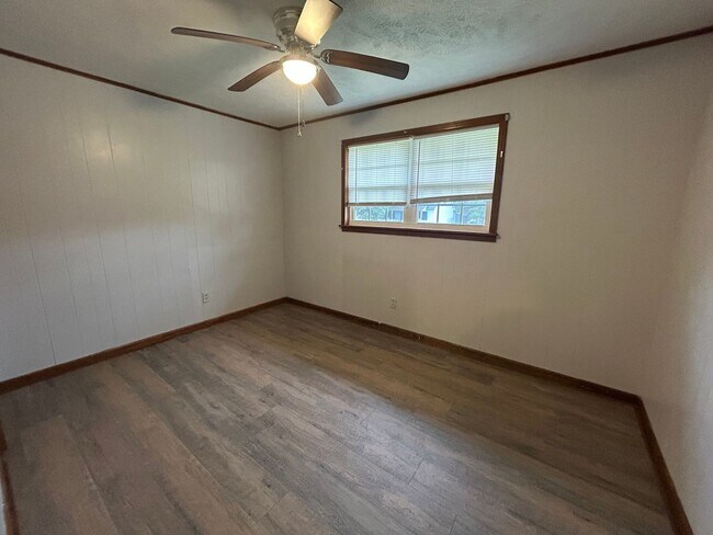 Foto del edificio - 610 Cottonwood Dr