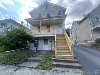 Building Photo - 1344 Washington St