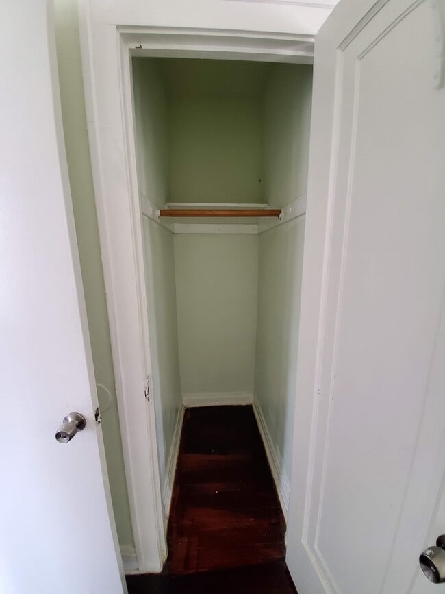 Building Photo - 4126 W 24th Pl