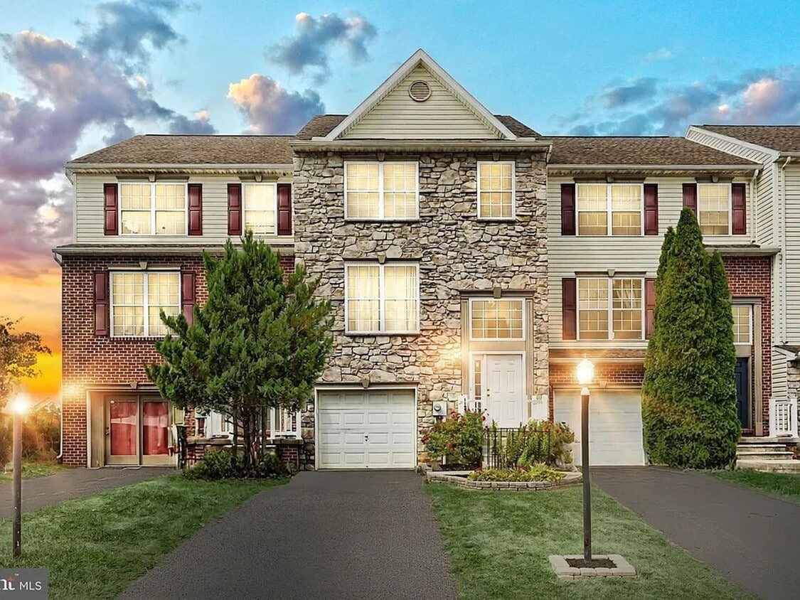 Foto principal - 1193 Ledge Dr