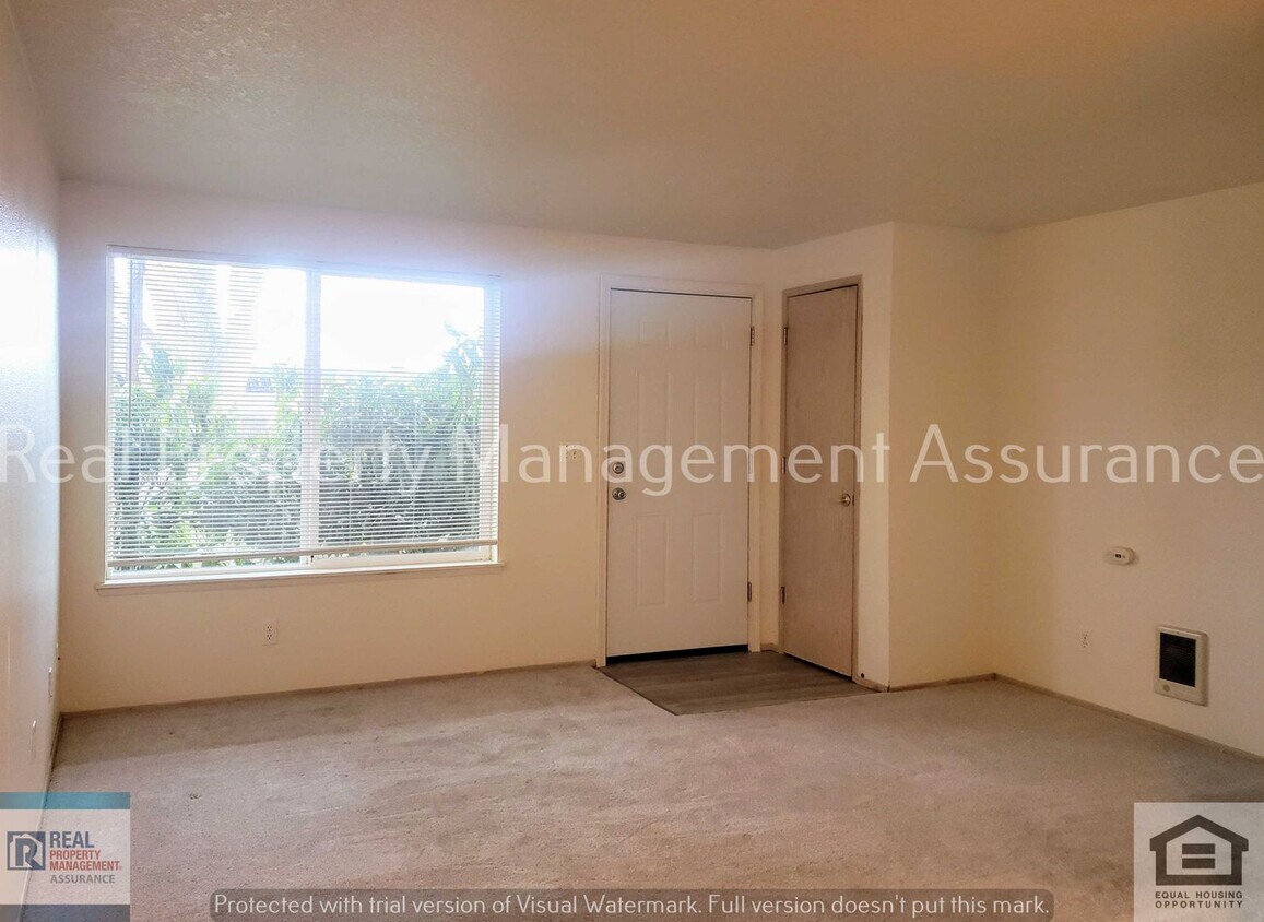 Primary Photo - 13223 SW 2nd St