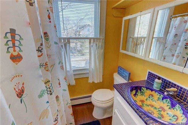 bathroom - 26 2nd Ave