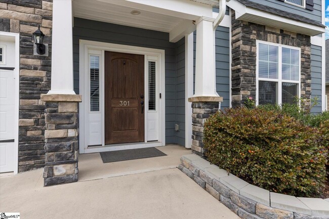 Building Photo - 301 Easton Mdw Wy