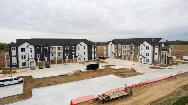 Building Photo - Nyla Creek Apartments