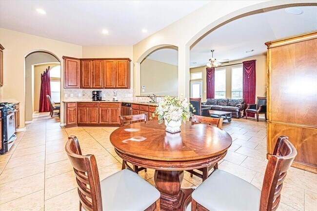 Foto del edificio - 89 E Montfair Blvd