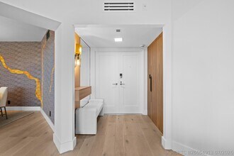 Building Photo - 1340 N Ocean Blvd