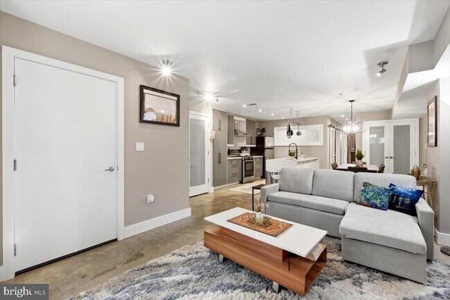 Foto del edificio - 3222 13th St NW