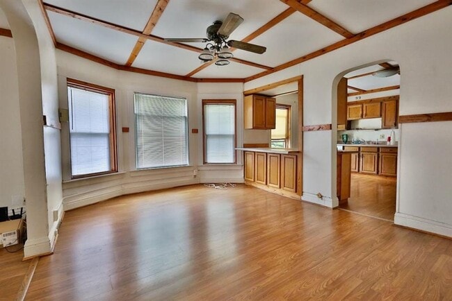 Building Photo - 1009 Vilas Ave